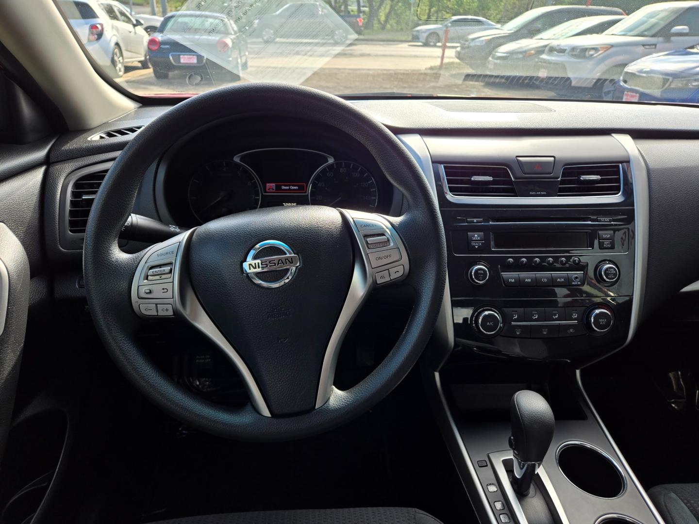 2015 Red Nissan Altima 2.5 S (1N4AL3AP9FC) with an 2.5L L4 DOHC 16V engine, Continuously Variable Transmission transmission, located at 503 West Court, Seguin, TX, 78155, (830) 379-3373, 29.568621, -97.969803 - 2015 Nissan Altima S with a 2.5L L4 DOHC 16V, Automatic, Tilt, Cruise, AM/FM/CD/AUX Stereo, Power Windows, Locks, Seats and Side Mirrors, Bluetooth, Automatic Headlights, Rear Defroster and more!! - Photo#5